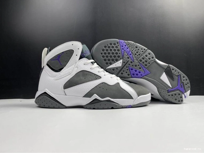 7 CU9307-100 Retro Flint Jordan (2021) 1216